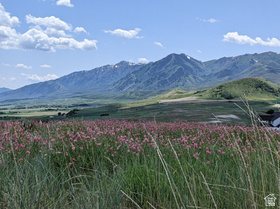 2700 N Valley Vw MLS #2140733