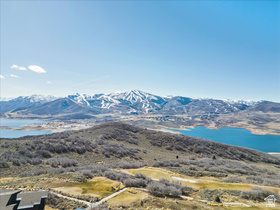 1155 E Lasso Trl MLS #2143266