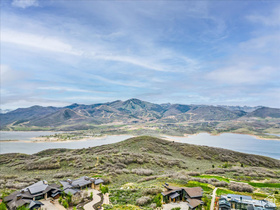 1155 E Lasso Trl MLS #2143266