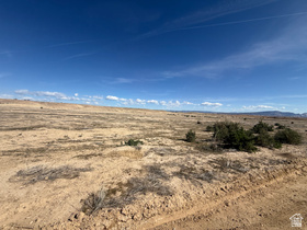 3100 E 5600 Goose Ranch Rd MLS #2147177