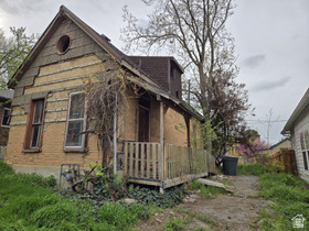 225 W Fern Ave MLS #2147366