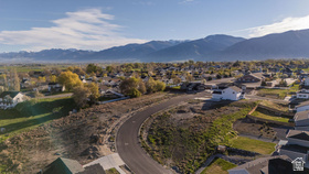 828 W 70 N MLS #2148667