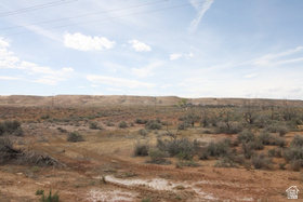 2701 N Cresent MLS #2149866