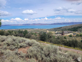 869 N Lakeview Drive Gdn MLS #2151883