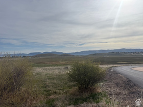 2754 S Country Club Way MLS #2152128