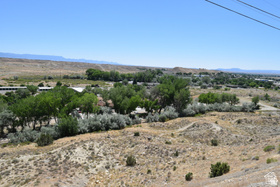 410 N Crestview Dr MLS #2153824