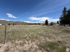 403 N 7th St MLS #2153920
