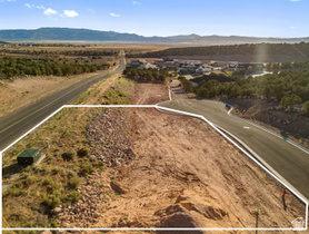 3211 W Moon Crest Dr MLS #2154070
