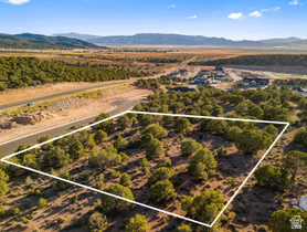 3212 W Moon Crest Dr MLS #2154117