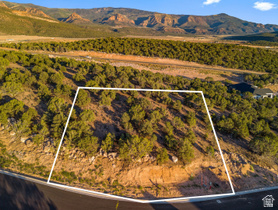 3219 W Moon Crest Dr MLS #2154125