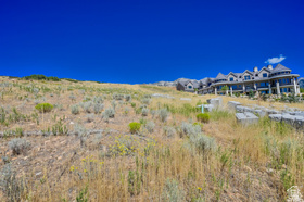 216 E Deer Crest Cir MLS #2158780