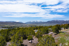 1518 N Red Castle Cir MLS #2159278