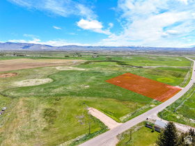 638  Lanark Rd MLS #2160294