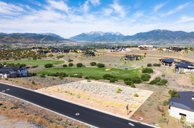 2712 E Boulder Top Loop MLS #2170801