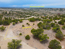 19488 W Coyote Canyon Dr MLS #2172825
