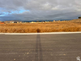 243 E 2000 S MLS #2176652