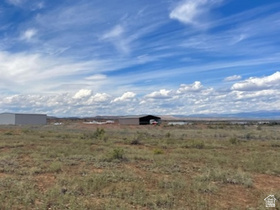 2560 W 2000 S MLS #2178103