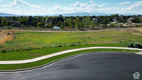 647  Vineyard Way MLS #2179944