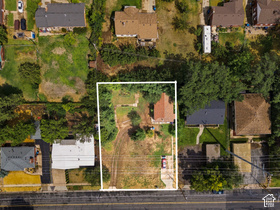 4332 S Adams Ave MLS #2183861