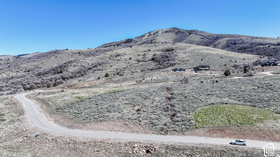 11  Mountain Meadow Dr MLS #2185162