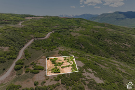 1002 E Headwaters Cove Loop MLS #2190728