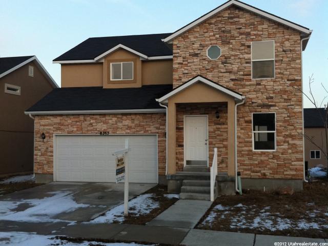 8337 HOLLY OAK DR, West Jordan UT 84088