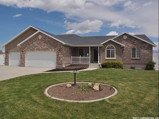 7343 JADE HILL CV, West Jordan UT 84084