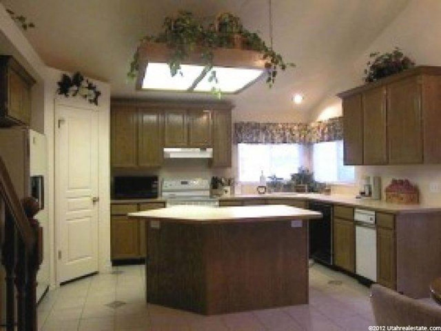 3292 N 2175 E, Layton, UT 84040 — photo 5