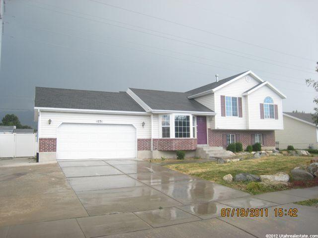 1231 S 925 W, Woods Cross UT 84087