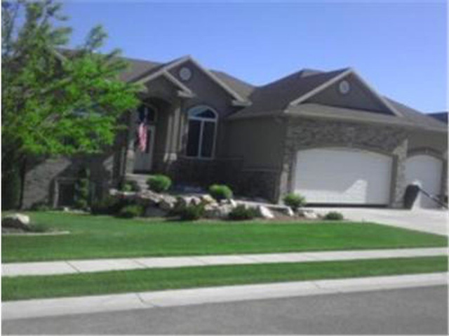 3018 W 2600 S, West Haven, UT 84401