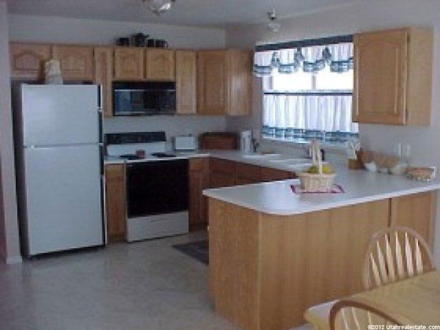 2384 E 7925 S, South Weber, UT 84405 — photo 5