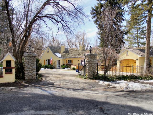 2680 E Hillsden Dr, Holladay, UT 84117