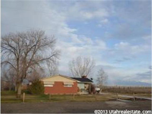 11150 N 9200 W, Bothwell, UT 84337