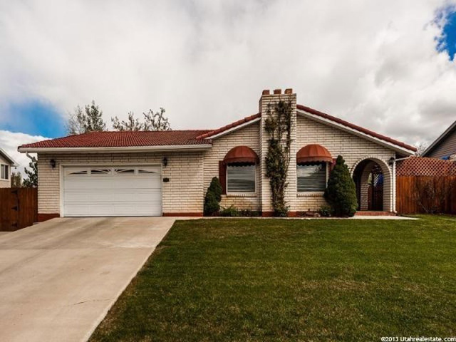 1142 W 1750 S, Woods Cross, UT 84087