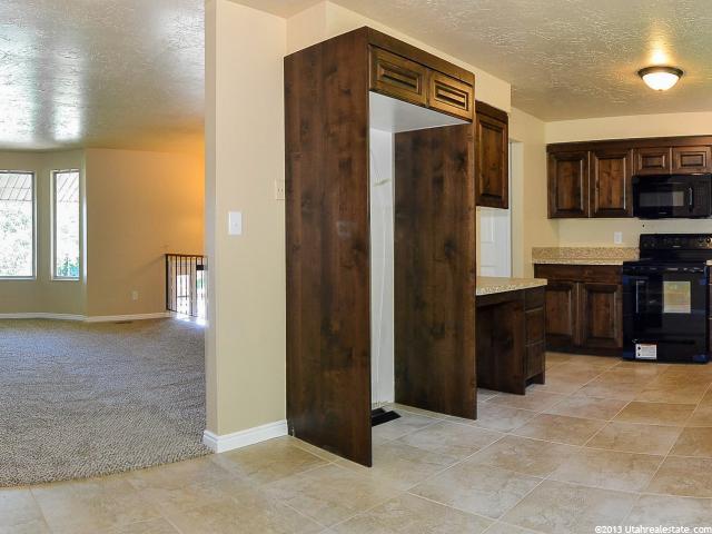 1272 E 2925 N, North Ogden, UT 84414 — photo 4