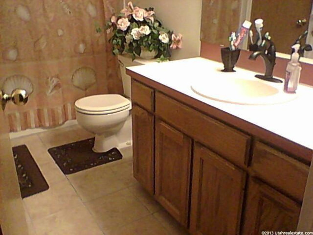 5605 S 2950 W, Roy, UT 84067 — photo 7
