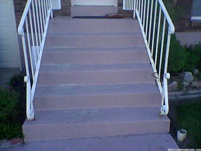 5605 S 2950 W, Roy, UT 84067 — photo 9