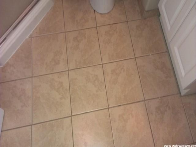 562 Grace Ave, Ogden, UT 84404 — photo 8