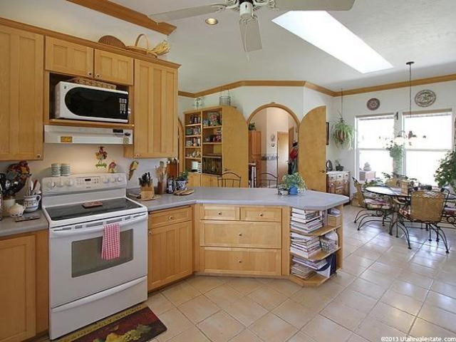 4492 N Skyline Cir E, Erda, UT 84074 — photo 10