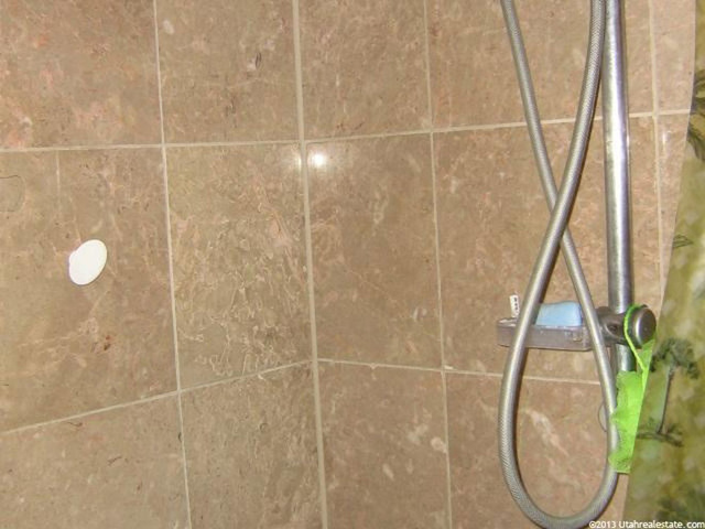 435 E 5600 S #B, Murray, UT 84107 — photo 12
