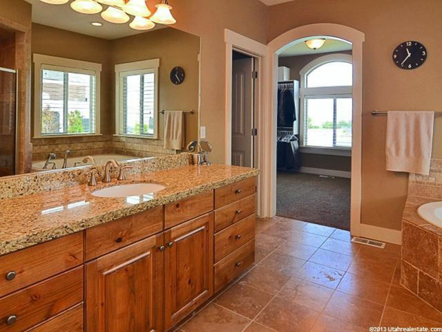 1525 S Canyon View Dr E, Perry, UT 84302 — photo 7