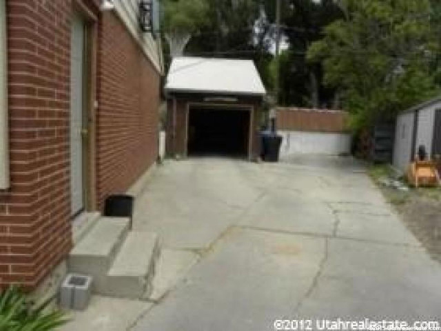 261 E Chestnut Ln, Logan, UT 84321 — photo 4