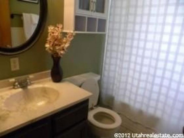 261 E Chestnut Ln, Logan, UT 84321 — photo 6