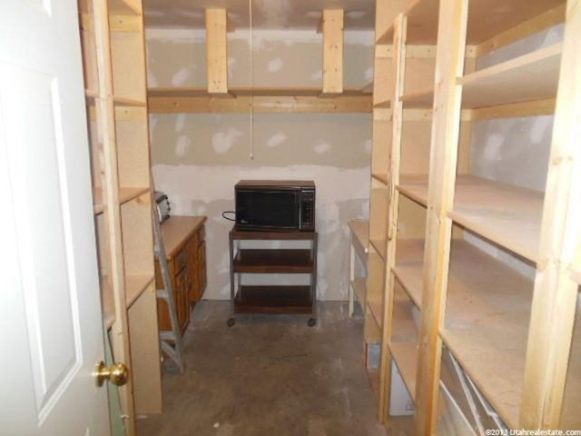 2241 E 4500 S, Naples, UT 84078 — photo 8