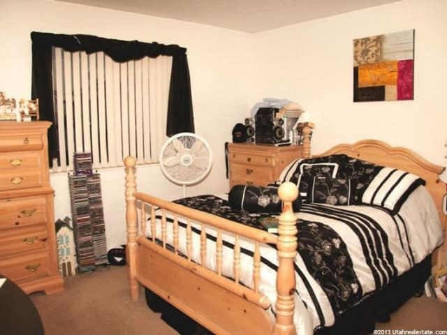 657 W 950 N, Clinton, UT 84015 — photo 6