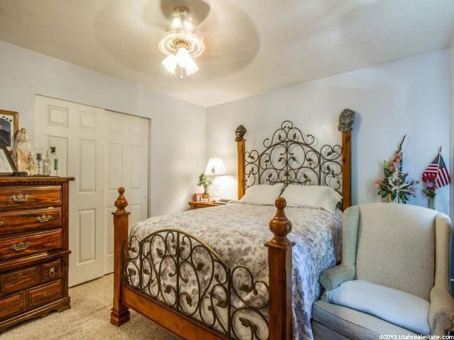 5833 S 4025 W, Roy, UT 84067 — photo 9