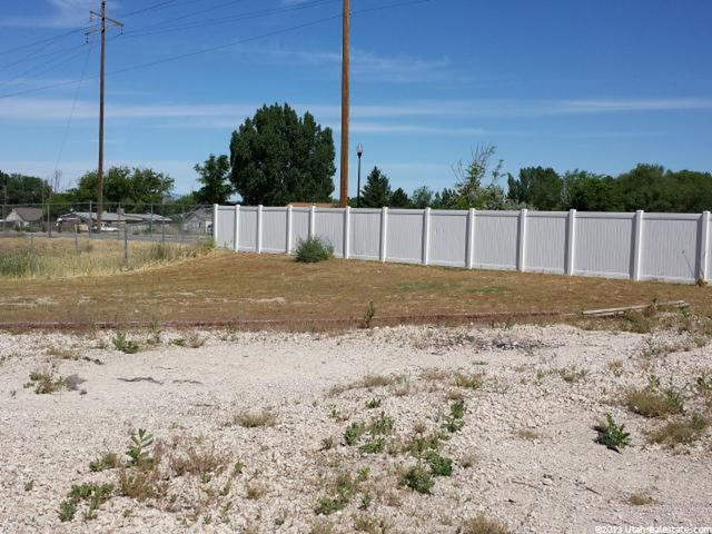 780 Barlow, Clearfield, UT 84015 — photo 2
