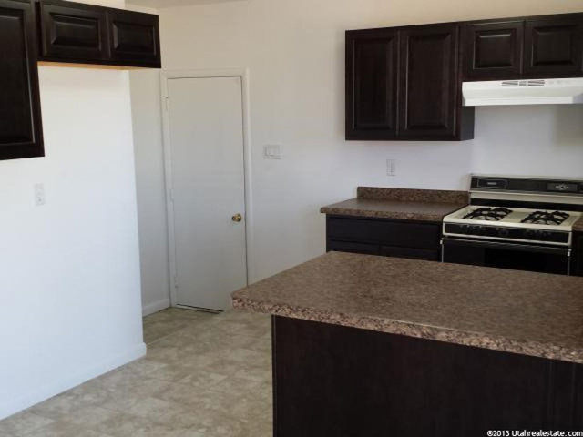 780 Barlow, Clearfield, UT 84015 — photo 8