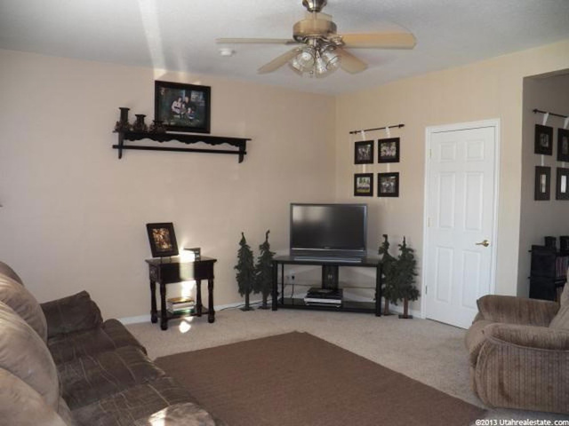 87 W 600 S, Mt Pleasant, UT 84647 — photo 8