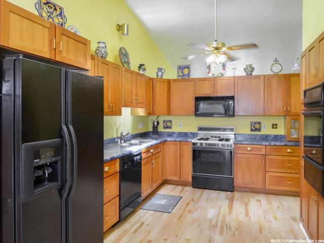 4777 S Glasmann Way E, Ogden, UT 84403 — photo 4